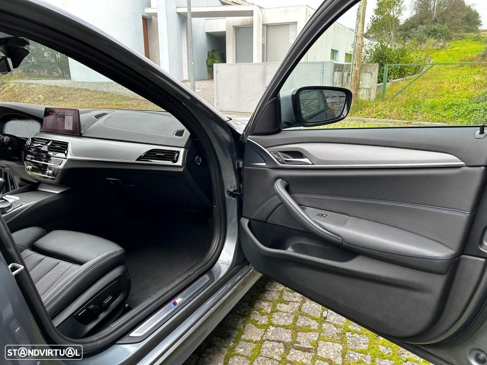 BMW 520 d Pack M Auto - 19