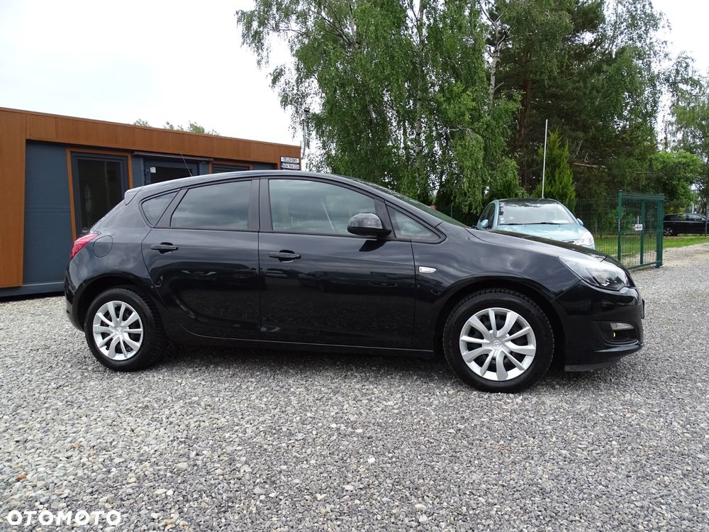 Opel Astra - 11