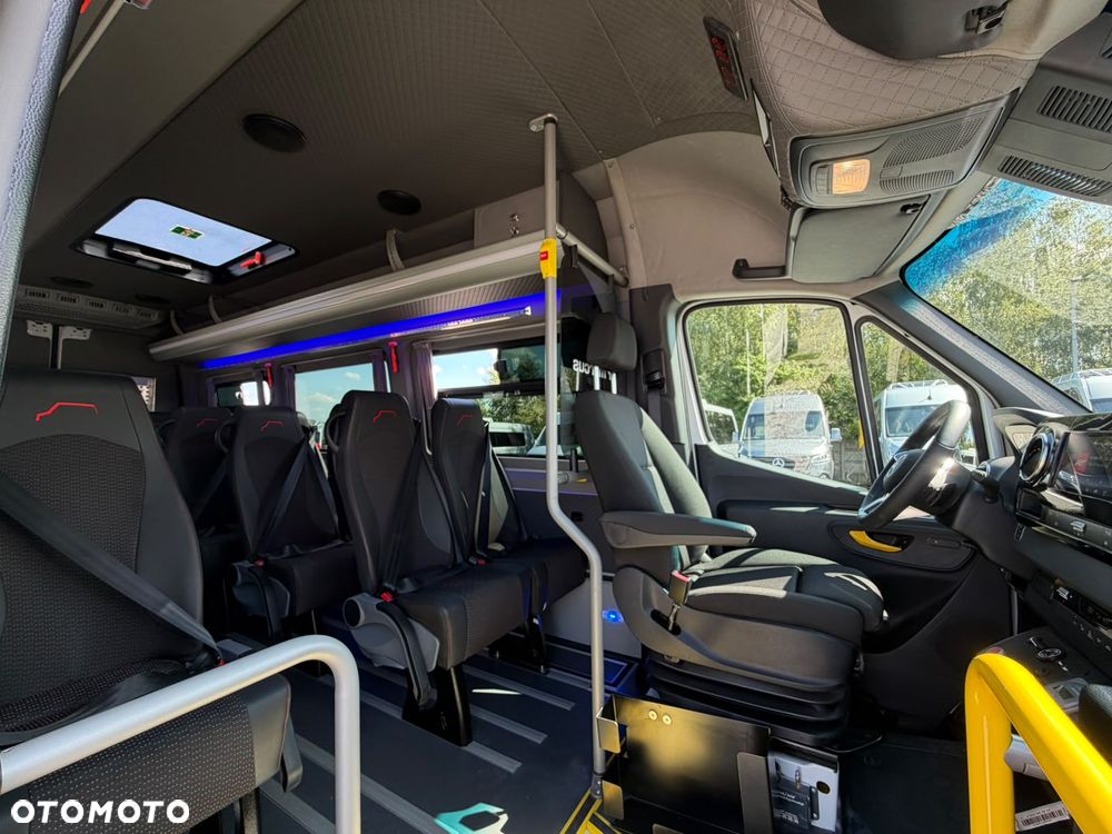 Mercedes-Benz eSprinter - 14