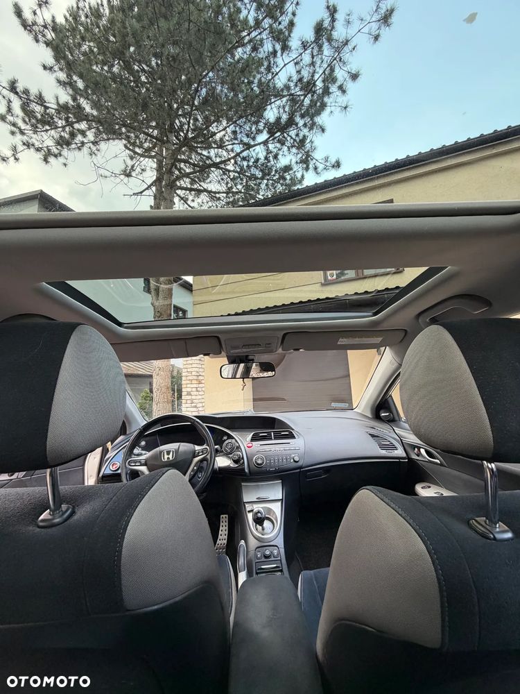 Honda Civic 1.8 Executive - 13