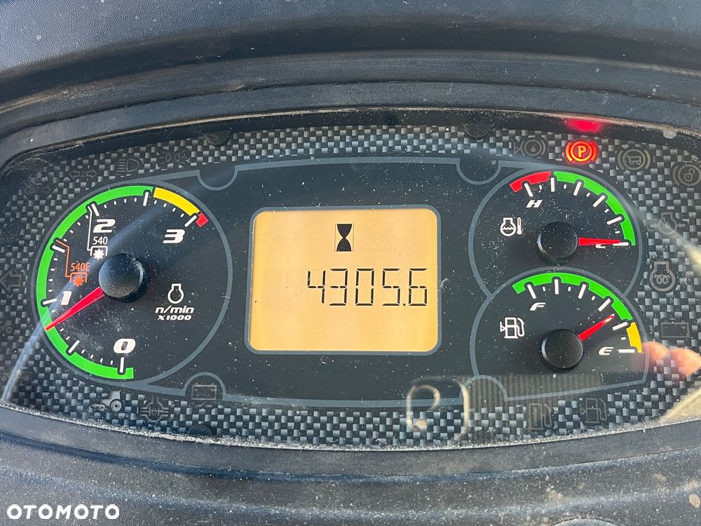 Case IH Farmall C75 - 19