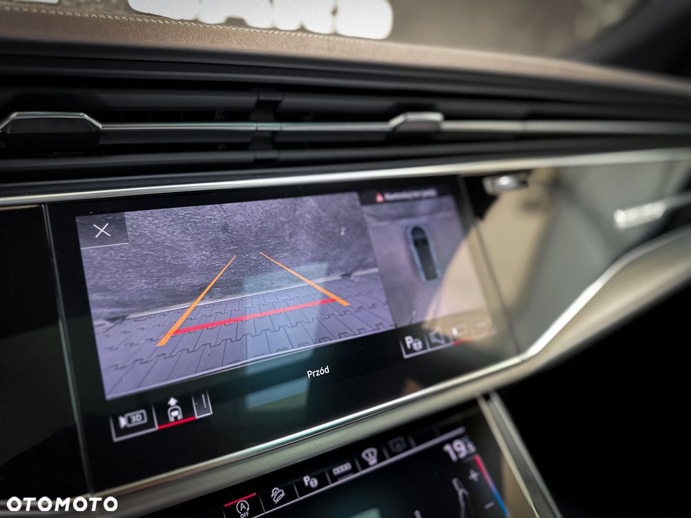 Audi Q8 2025