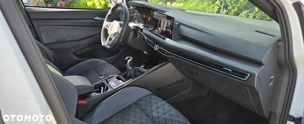 Volkswagen Golf 1.5 TSI OPF R-Line - 16