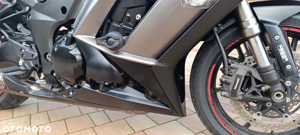 Kawasaki Ninja 1000 SX - 29
