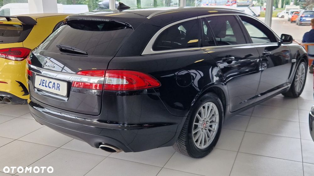 Jaguar XF 3.0 V6 D Premium Luxury - 5