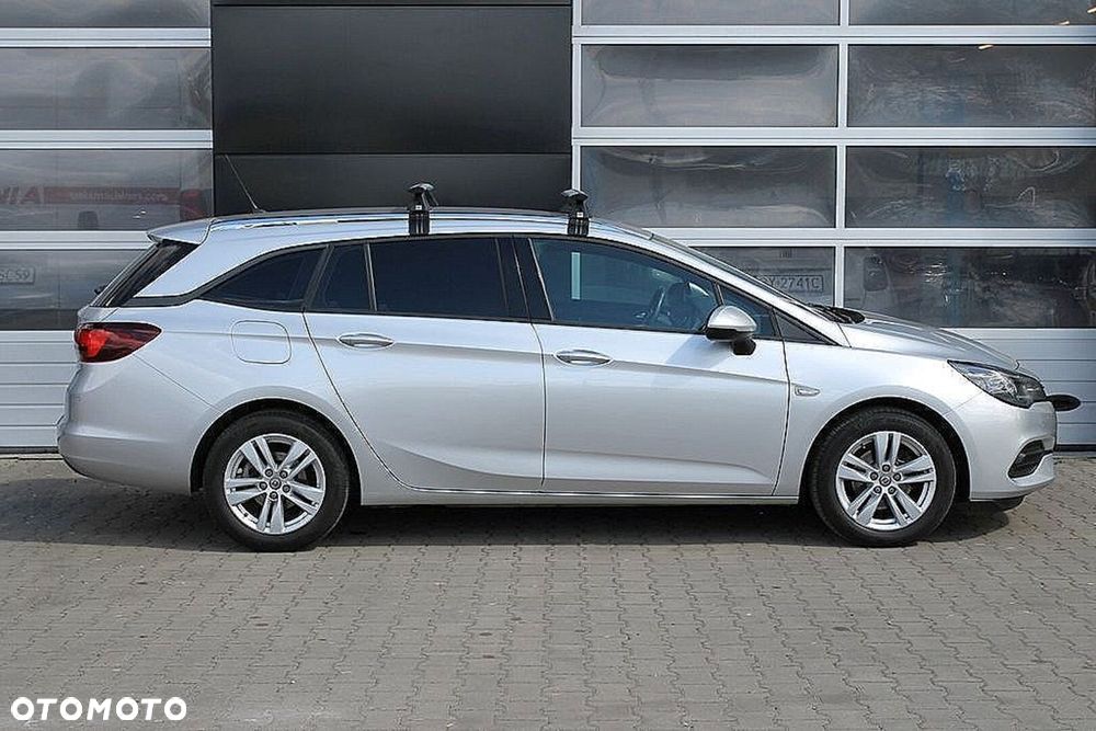 Opel Astra - 16