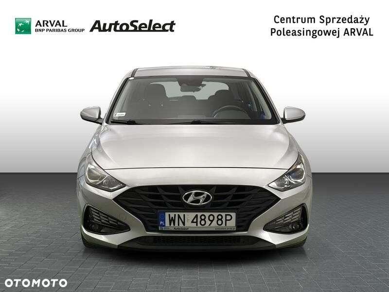 Hyundai i30 1.5 DPI Classic + - 10