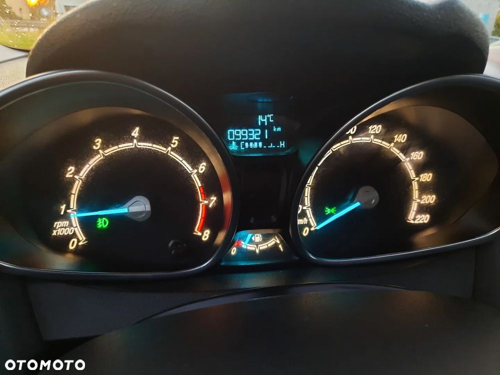 Ford Fiesta 1.25 Titanium EU6 - 27