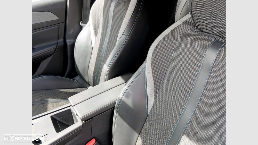 Peugeot 308 1.5 BlueHDi Allure EAT8 - 13