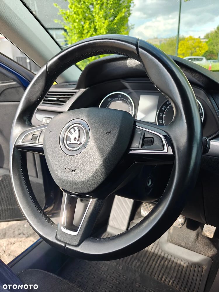 Skoda Superb 2.0 TDI Active - 17