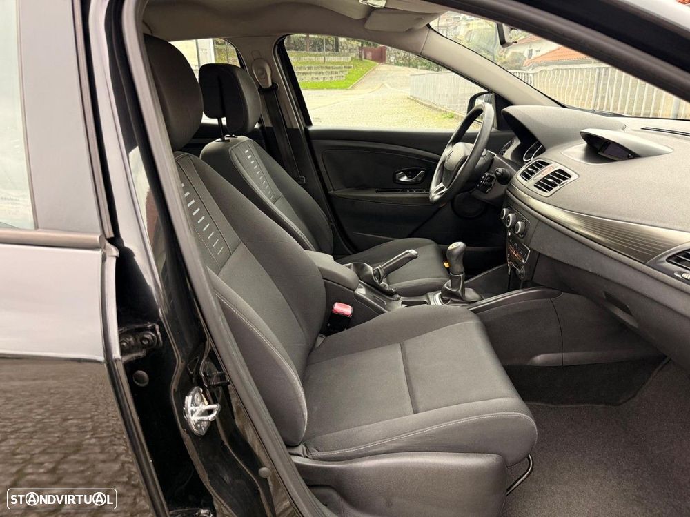 Renault Mégane 1.5 dCi Confort - 10