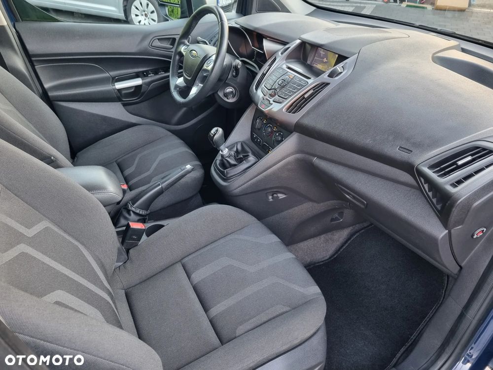 Ford Tourneo Connect Grand - 25