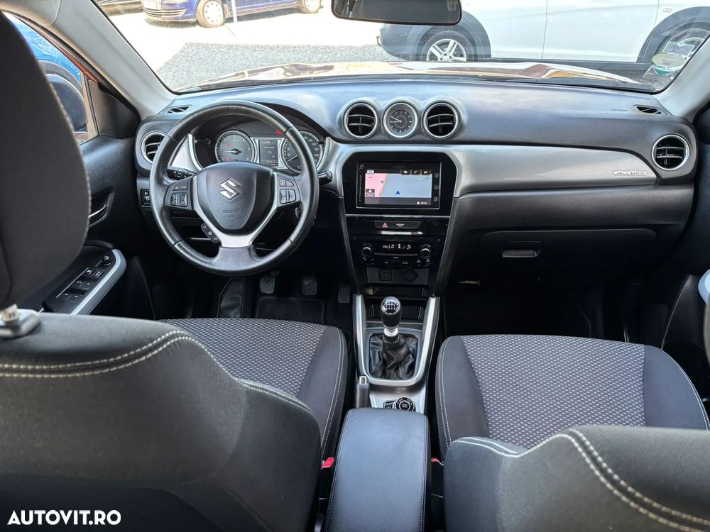 Suzuki Vitara - 22