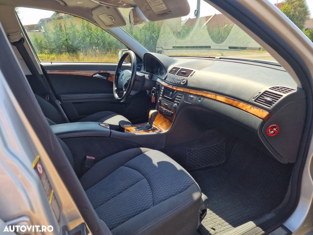Mercedes-Benz E - 8