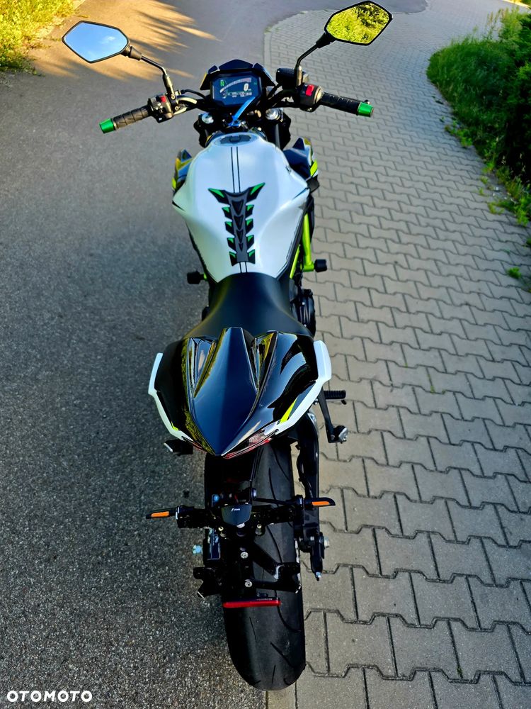 Kawasaki Z 650 - 16