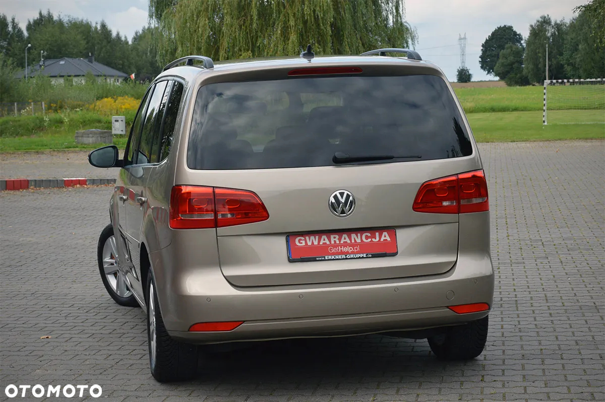 Volkswagen Touran 2.0 TDI DPF DSG MATCH - 18