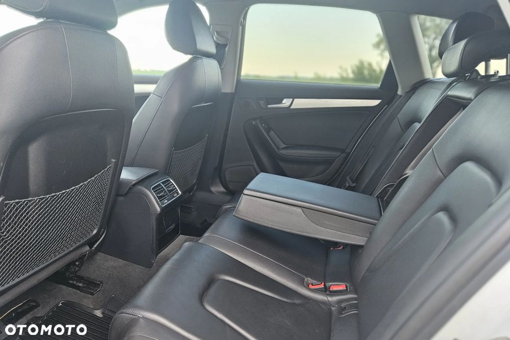 Audi A4 Allroad - 12