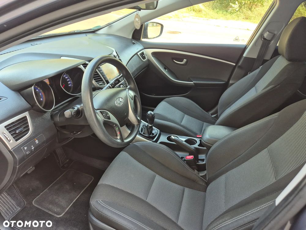 Hyundai i30 1.4 Passion - 13