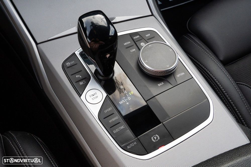 BMW 320 e Line Sport Auto - 24