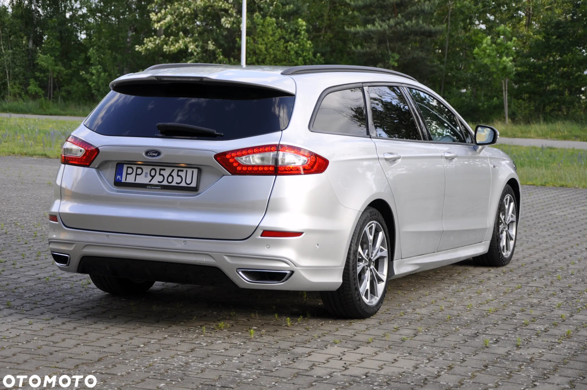 Ford Mondeo 2.0 TDCi Titanium PowerShift - 11