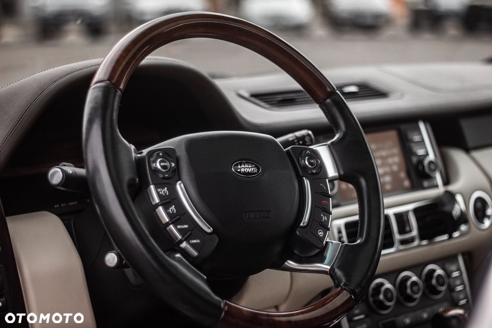 Land Rover Range Rover V8 Supercharged - 11