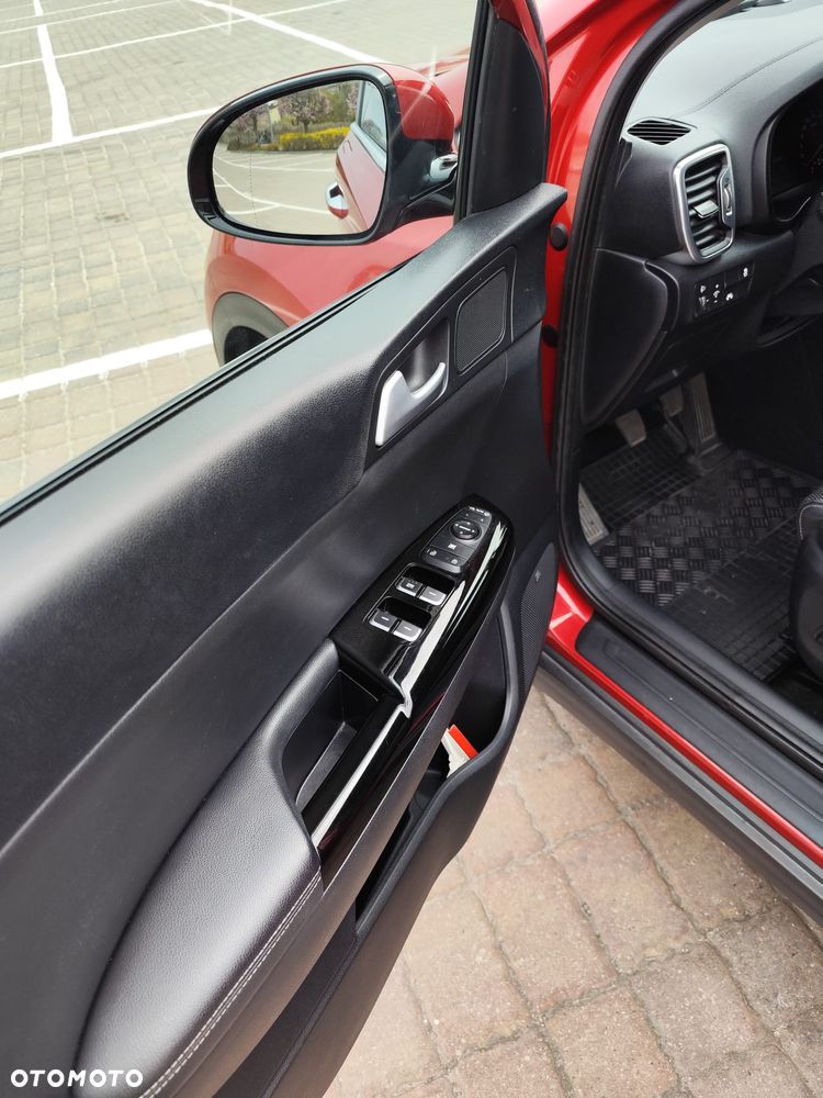 Kia Sportage - 12