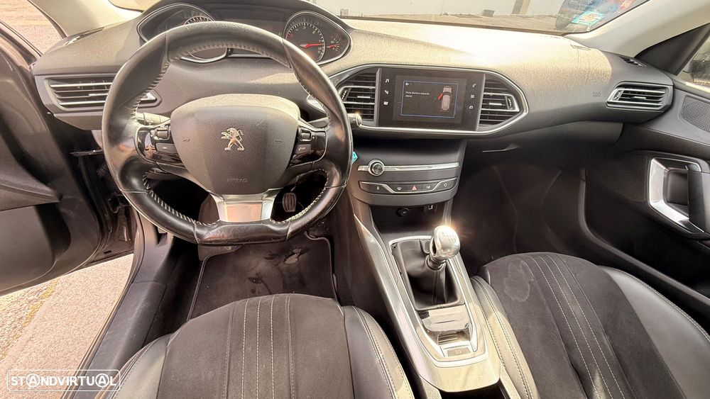 Peugeot 308 SW 1.5 BlueHDi Allure - 12