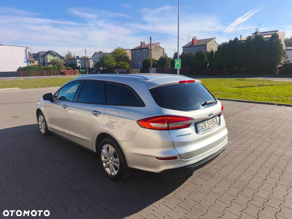 Ford Mondeo - 7