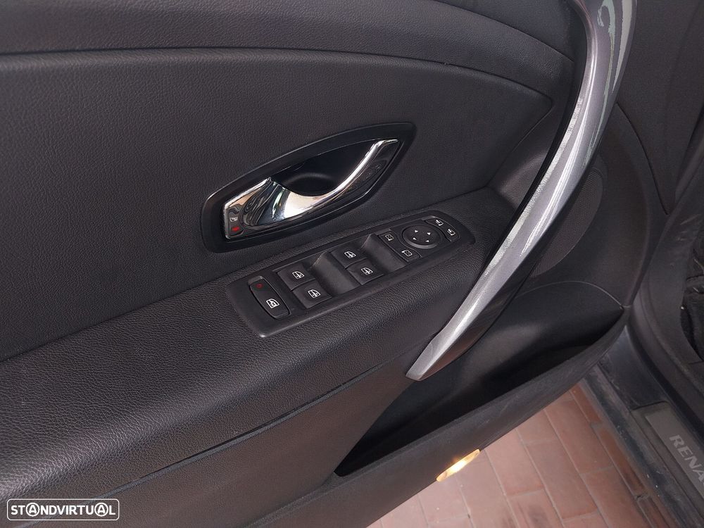 Renault Mégane 1.5 dCi Confort SS - 4