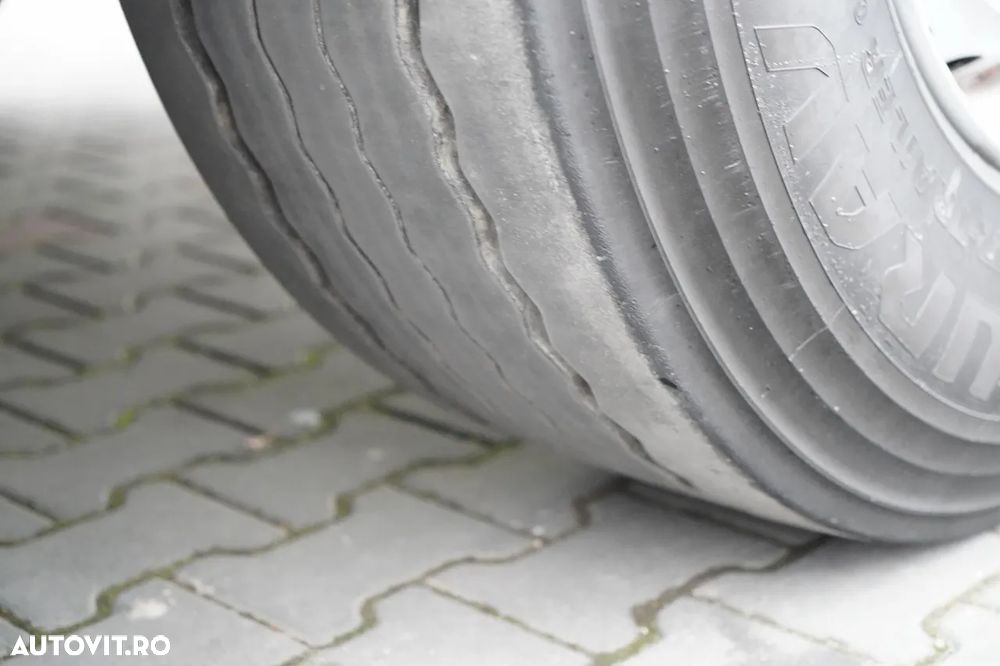 Fruehauf CONTAINER / LOTĂ / OBLOANĂ RULANTĂ / PODEA FOARTE REZISTENTĂ: ȘI ȘI ȘI / 2022 - 16