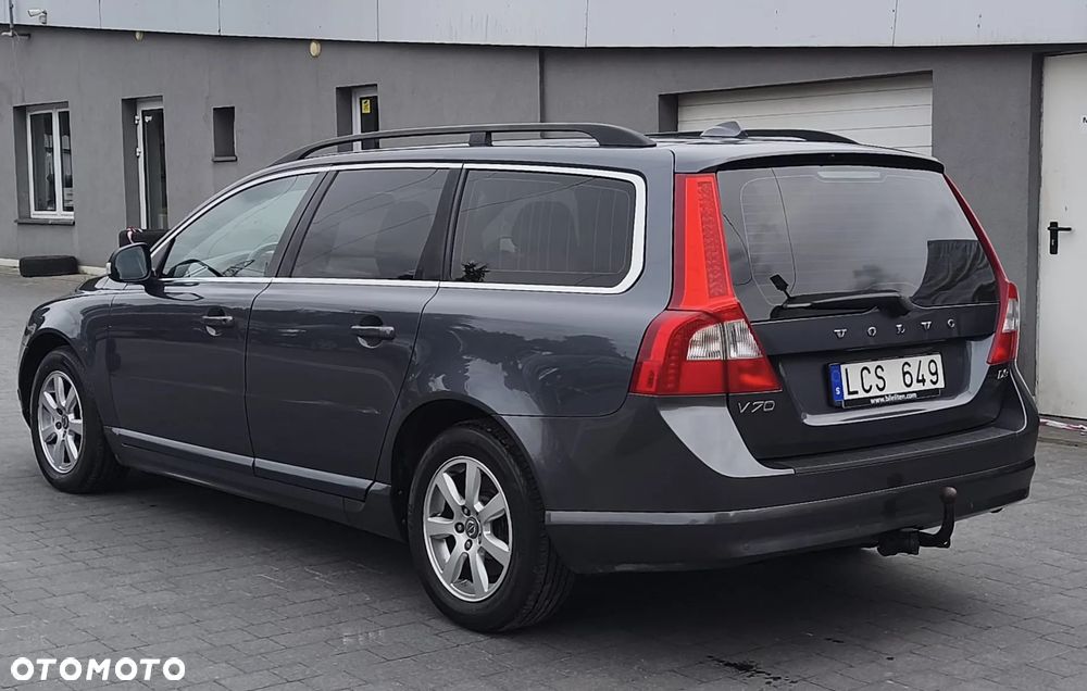 Volvo V70 D3 Momentum - 7