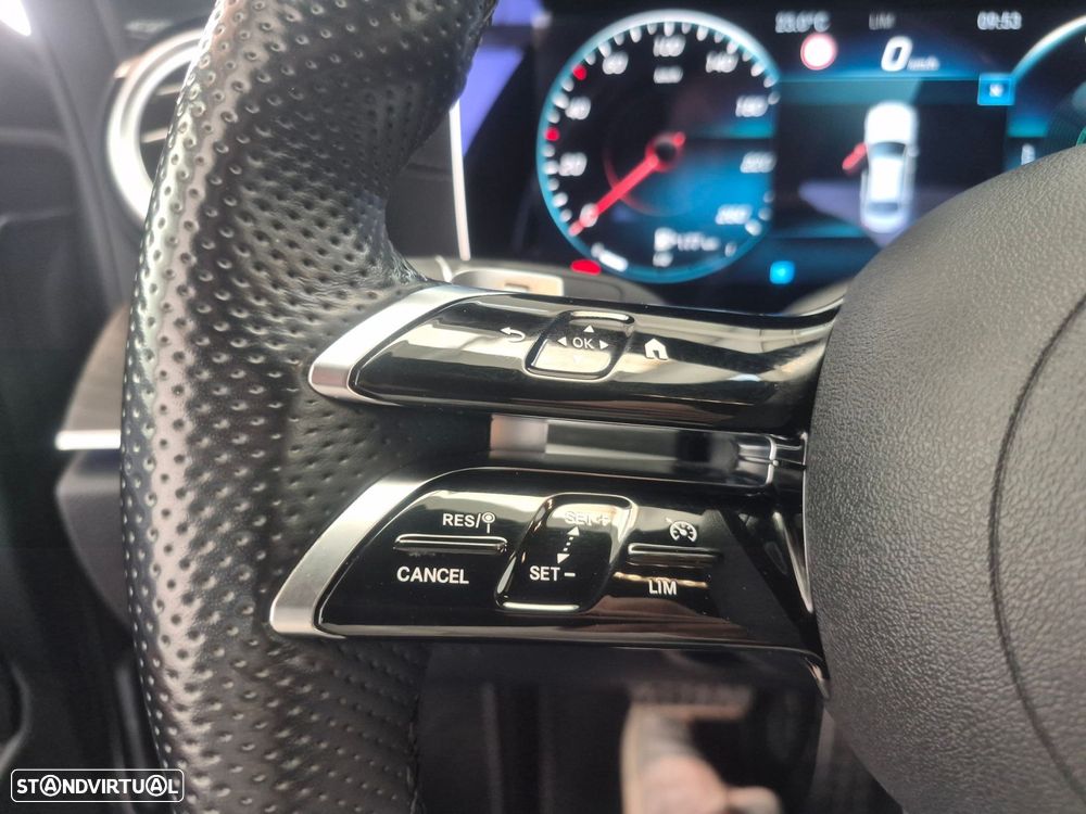 Mercedes-Benz E 220 d AMG Line - 18