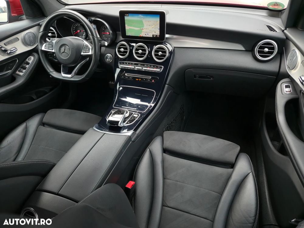 Mercedes-Benz GLC Coupe 250 4Matic 9G-TRONIC AMG Line - 6