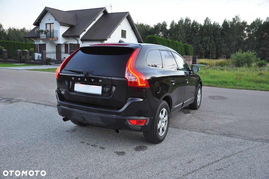 Volvo XC 60 3.2 AWD Momentum - 6