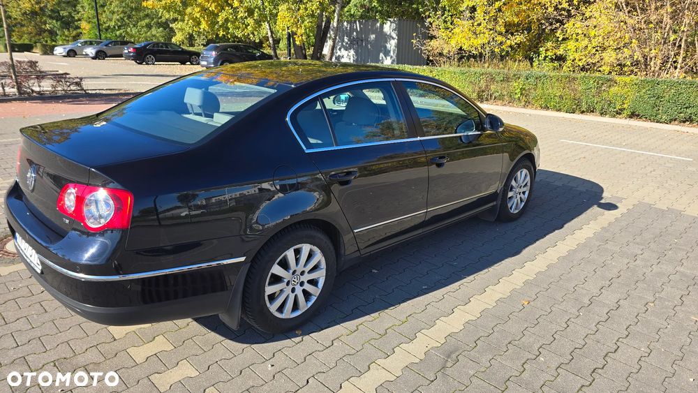 Volkswagen Passat - 5