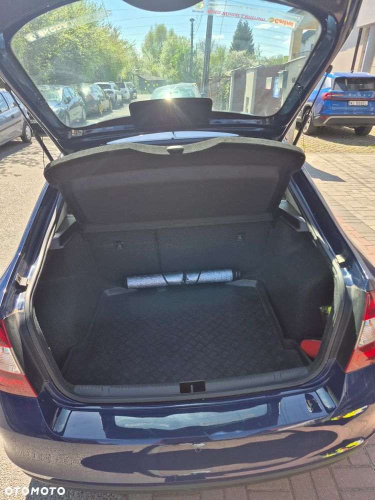 Skoda RAPID 1.6 TDI DPF Active - 16