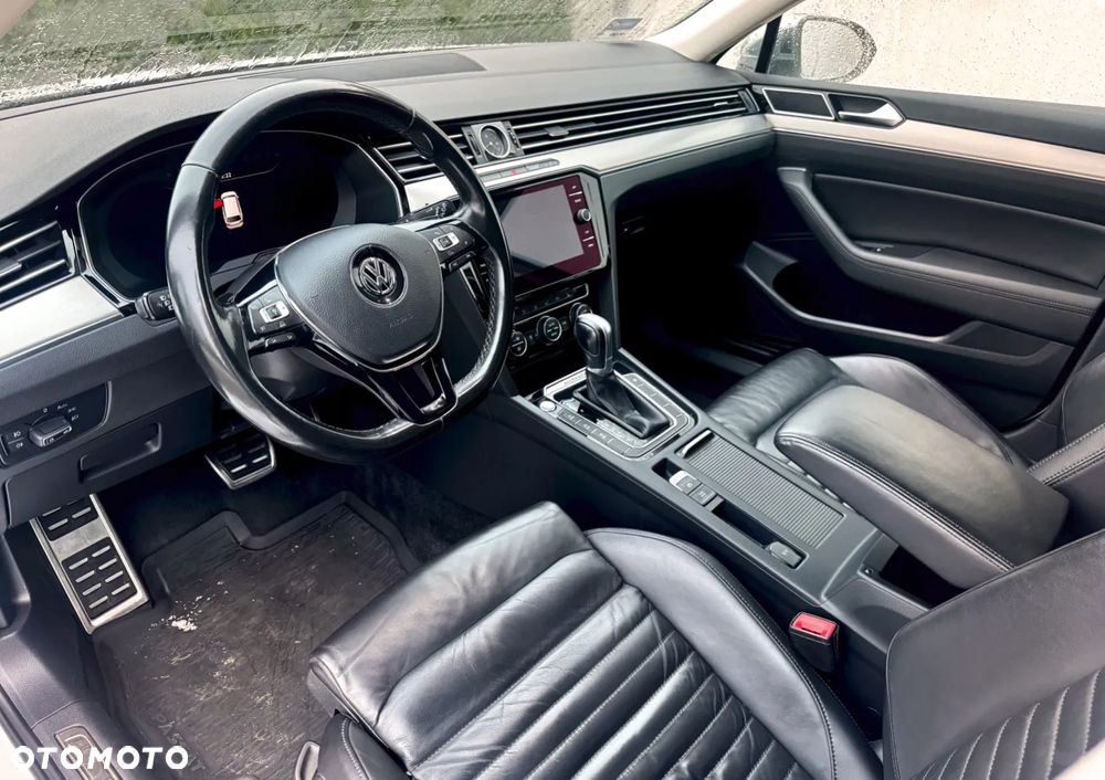 Volkswagen Passat Alltrack 2.0 TDI SCR 4Mot DSG - 9