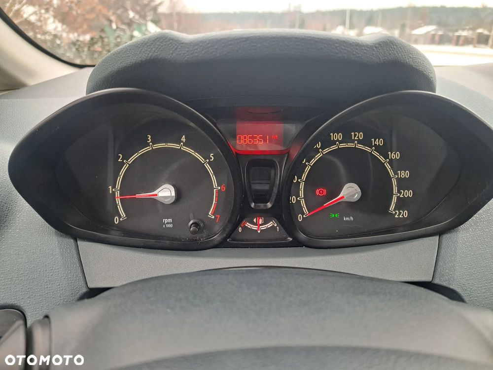 Ford Fiesta 1.25 Trend Edition - 27