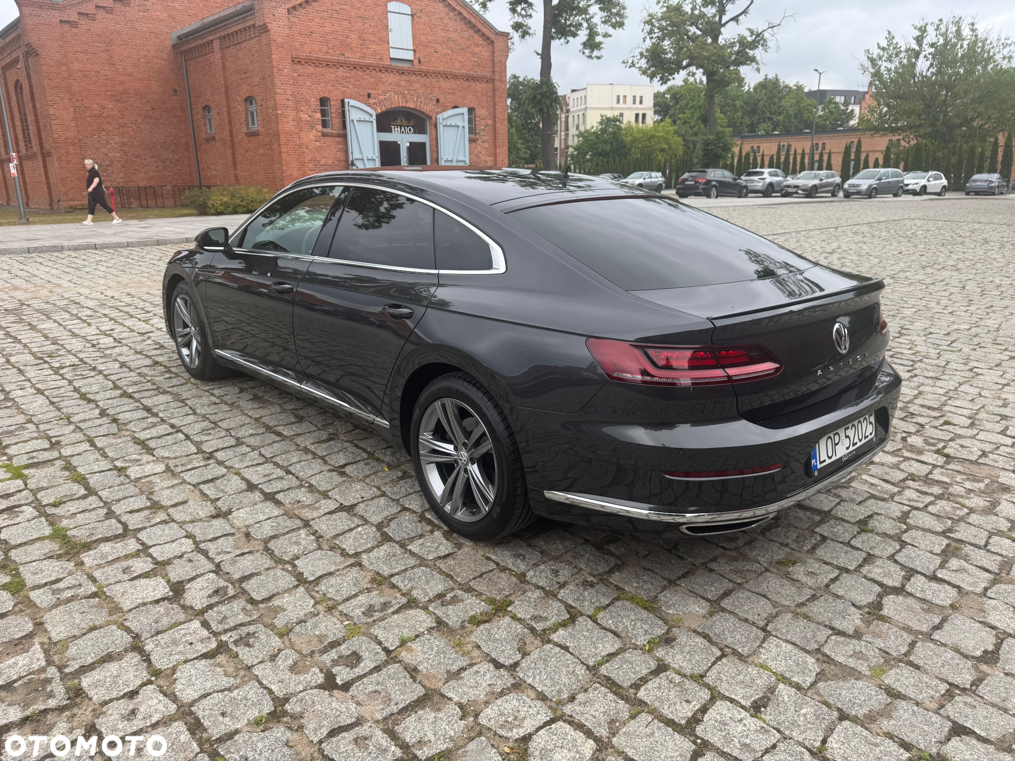 Volkswagen Arteon 2.0 TDI SCR R-Line DSG - 12