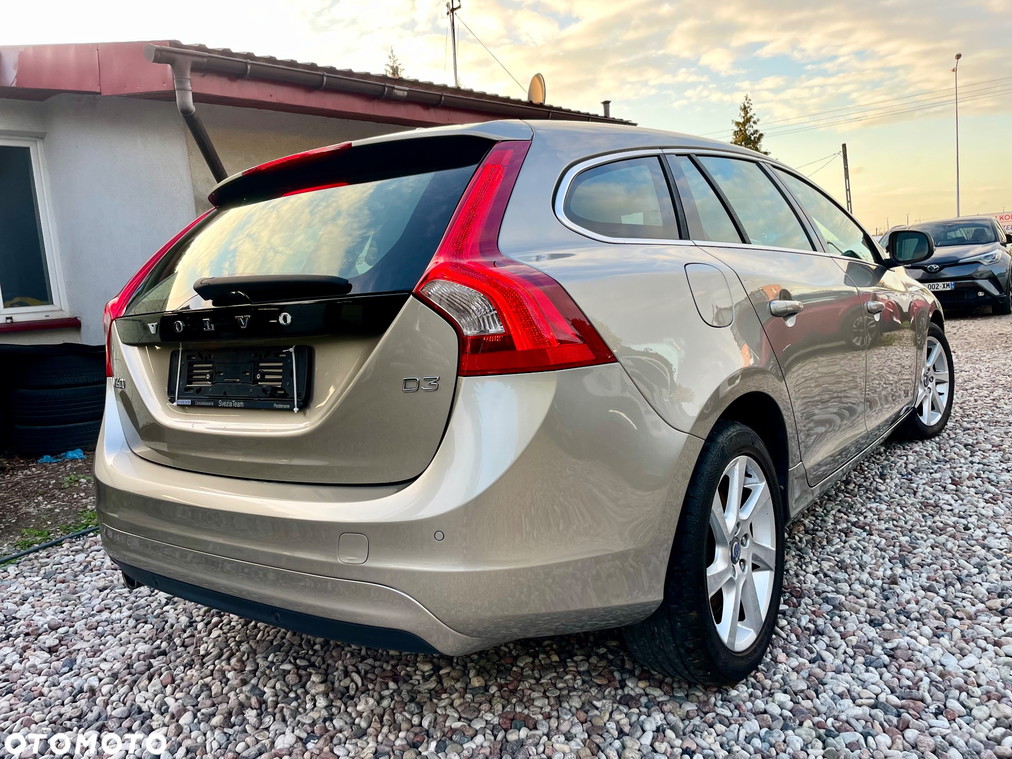 Volvo V60 D3 Geartronic Momentum - 6