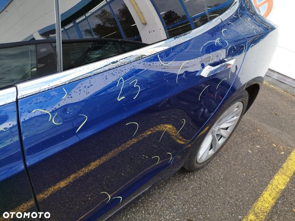 Tesla Model S Standard - 6