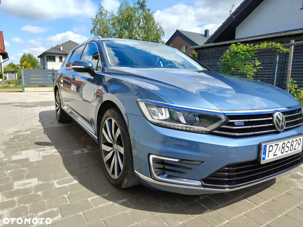 Volkswagen Passat - 15