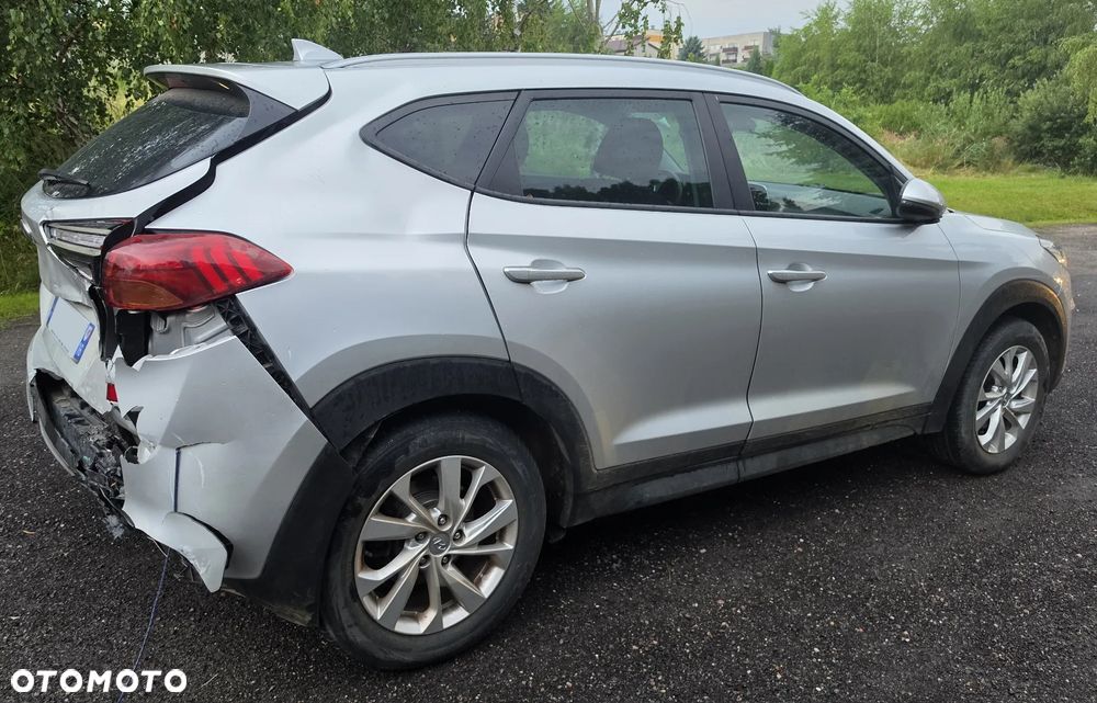 Hyundai Tucson 1.7 CRDI BlueDrive Classic 2WD - 4