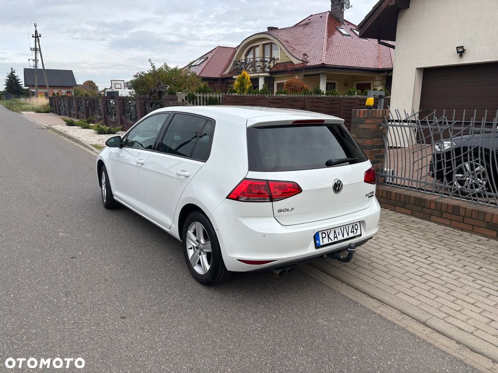 Volkswagen Golf 2.0 TDI BlueMotion Technology DSG Comfortline - 8