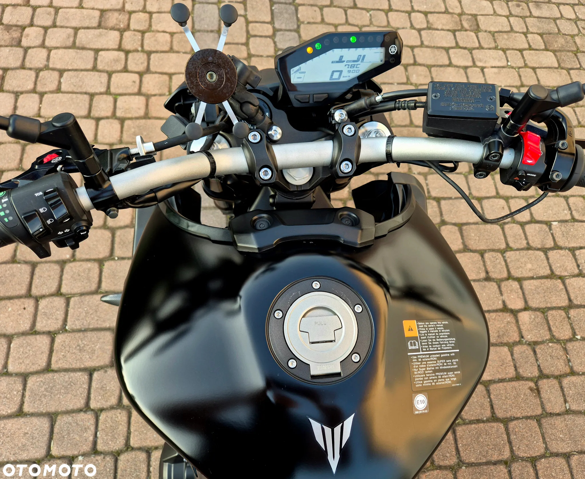Yamaha MT - 19