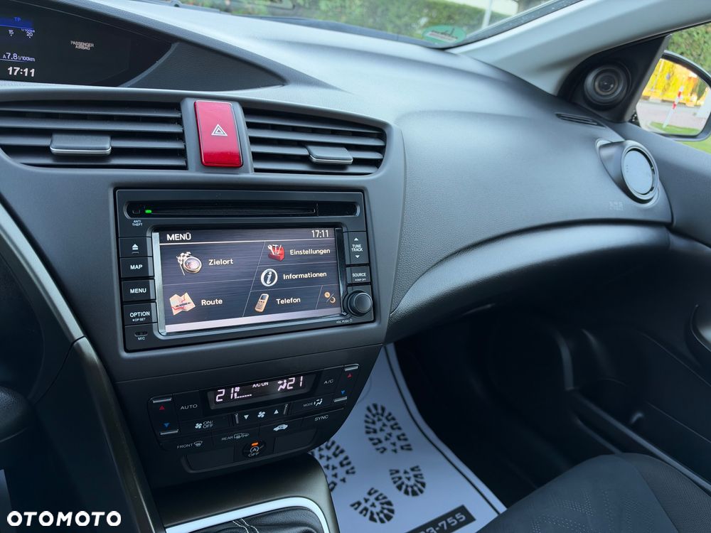Honda Civic 1.8 Executive - 37