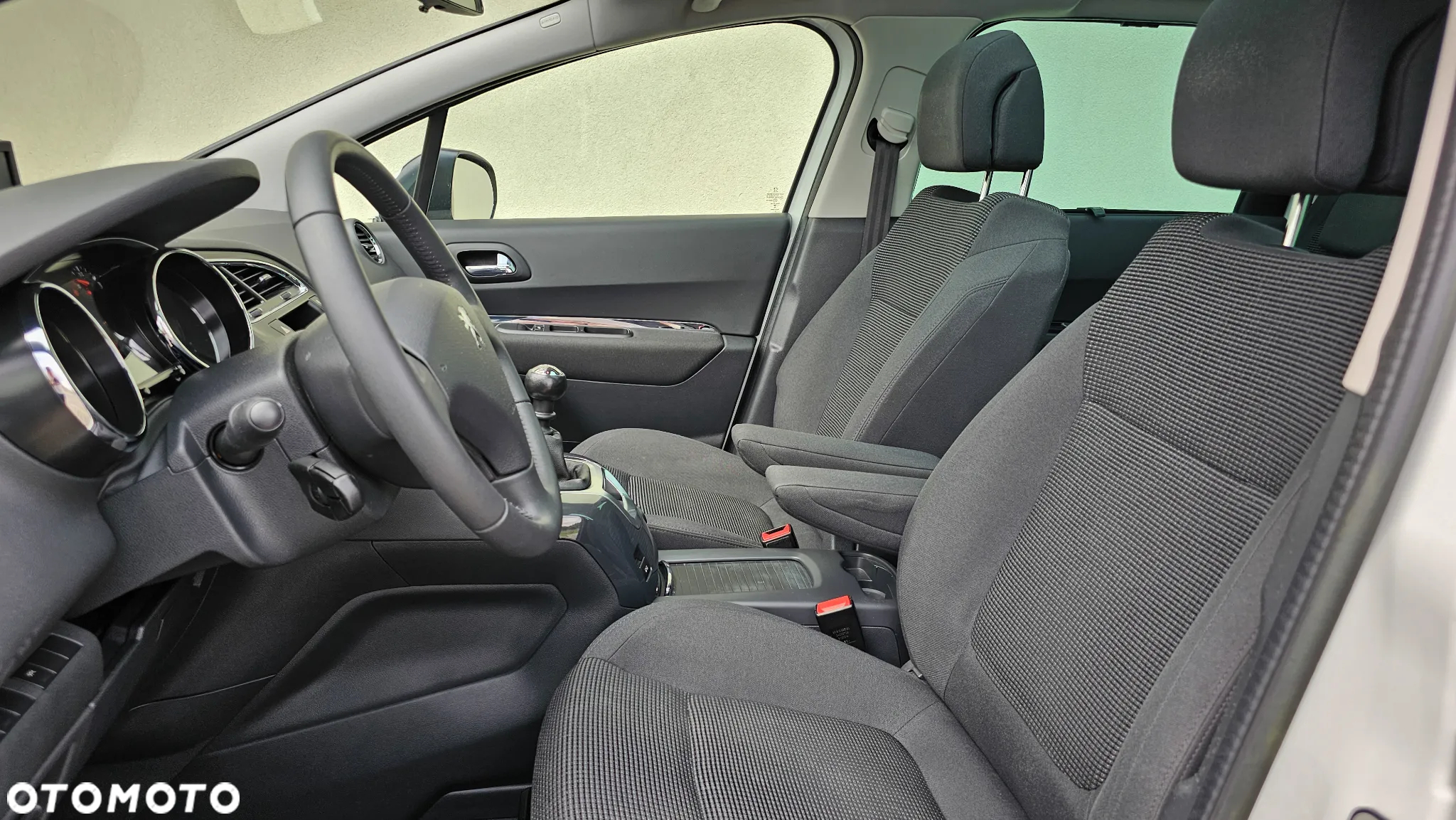Peugeot 5008 HDI FAP 115 Style - 13