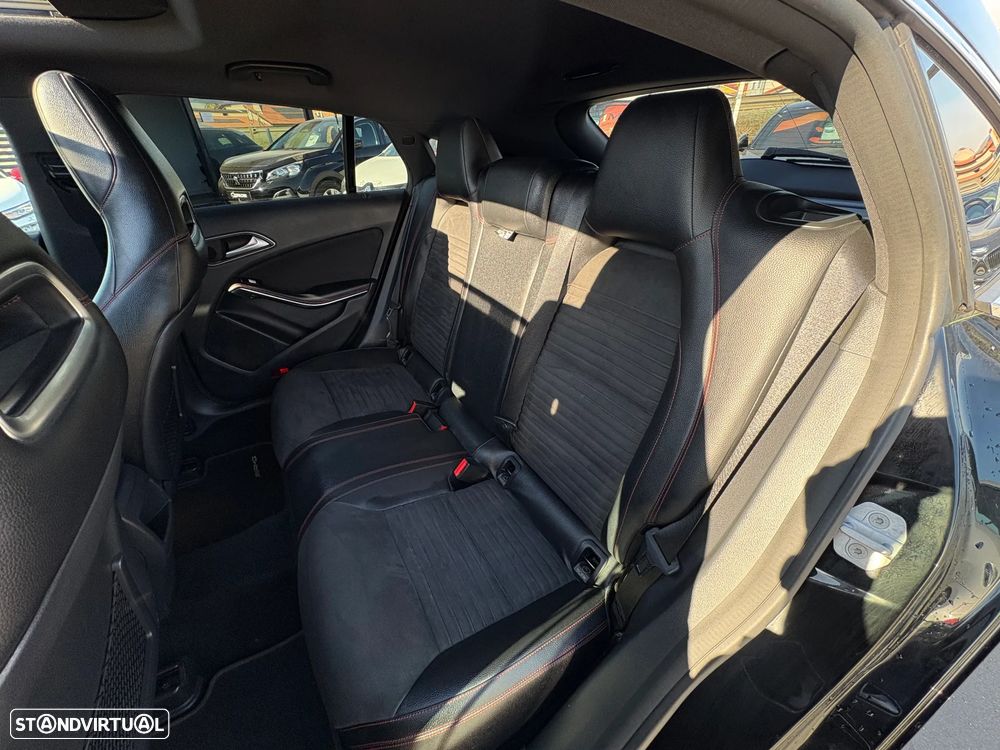Mercedes-Benz CLA 220 d Shooting Brake AMG Line Aut. - 12