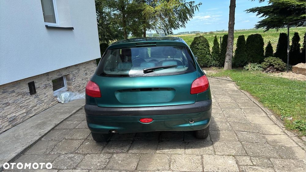 Peugeot 206 - 2