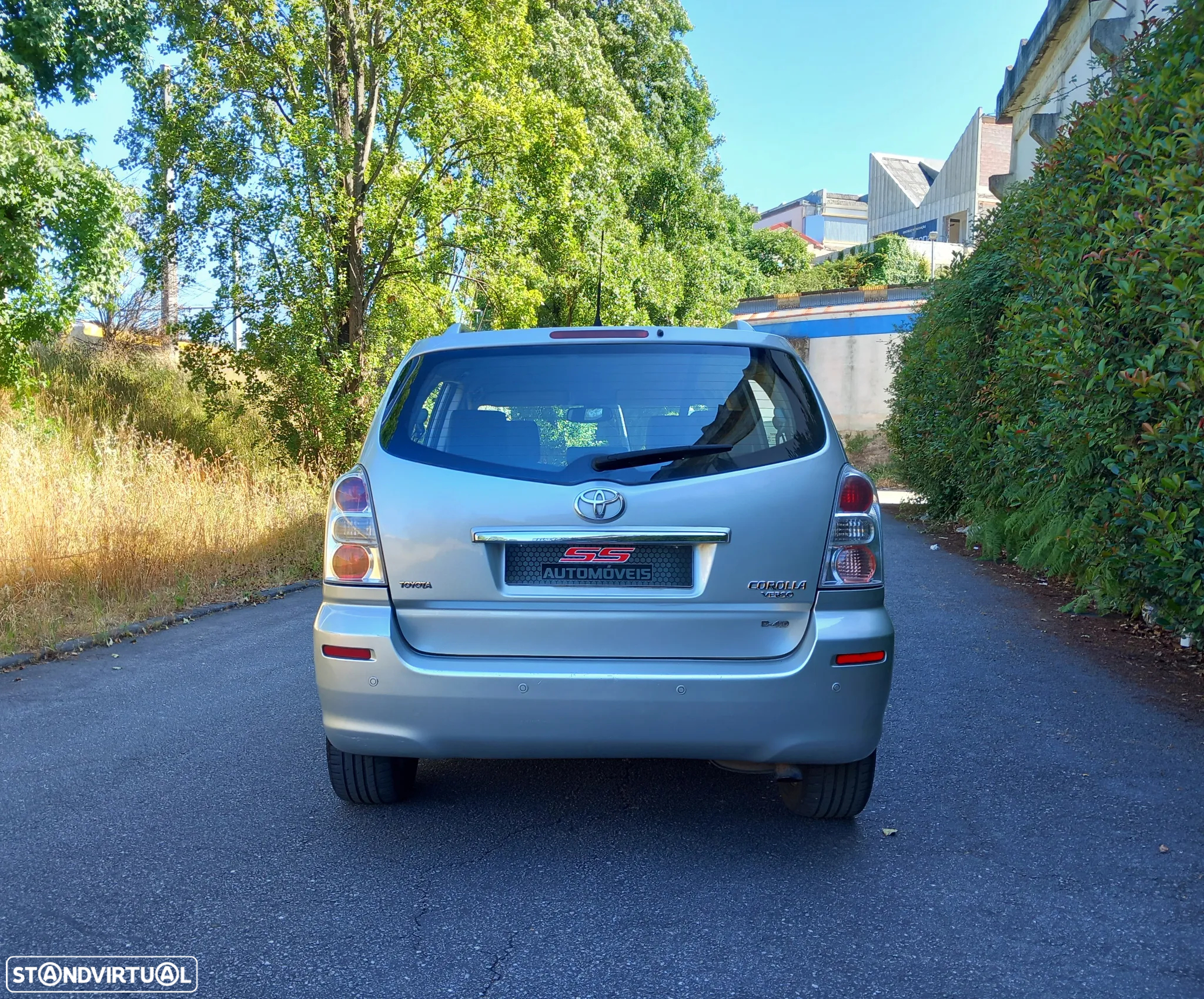 Toyota Corolla Verso 2.2 D-4D Sol - 26